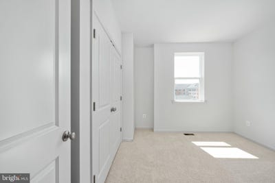 /international/us/2620-neabsco-common-place-woodbridge-va-110100025178/