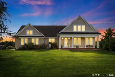 /international/us/21899-hilltop-circle-stanwood-mi-110110098730/
