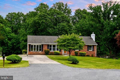 /international/us/24909-woodfield-school-rd-gaithersburg-md-110108723233/