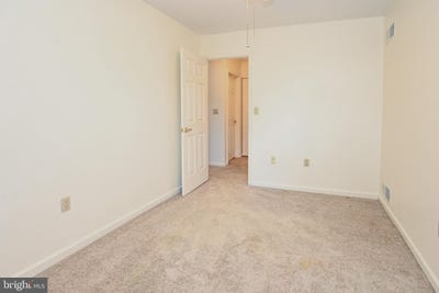 /international/us/3265-falcon-lane-dover-pa-110100269853/
