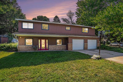 /international/us/748-green-street-south-haven-mi-110098755645/?lang=fr