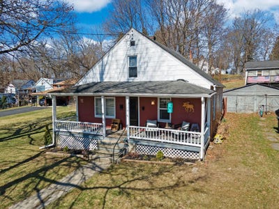 /international/us/78-e-main-street-walden-ny-110098672212/