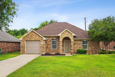 /international/us/106-owen-way-waxahachie-tx-110108269651/