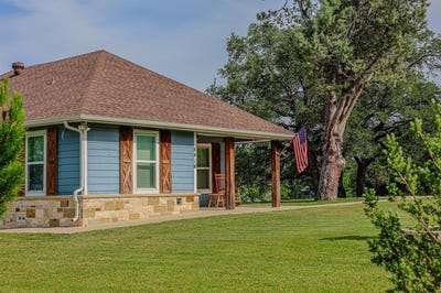 /international/us/6416-county-road-146-lipan-tx-110107889881/