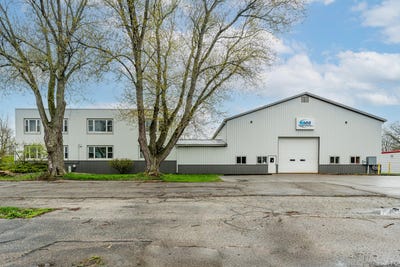 /international/us/320-park-street-coloma-mi-110106975790/