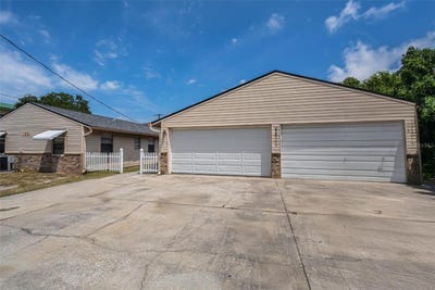 /international/us/1231-illinois-avenue-palm-harbor-fl-110107761213/