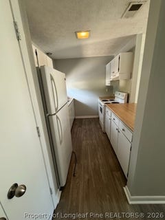 /international/us/941-applewood-lane-fayetteville-nc-110108119412/