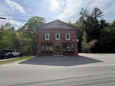 /international/us/525-main-street-wilton-me-110108378100/