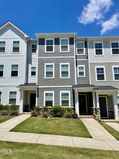 /international/us/738-cormiche-lane-wake-forest-nc-110100552170/