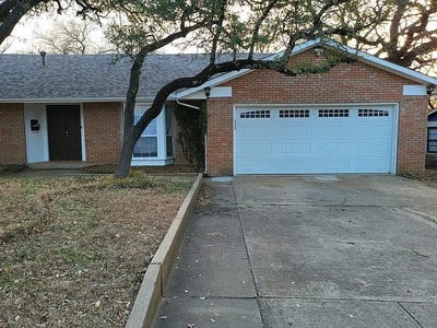 /international/us/5728-rockhill-road-fort-worth-tx-110108224800/