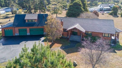 /international/us/23741-bouldin-lane-fort-bragg-ca-110095657273/?lang=zh-tw