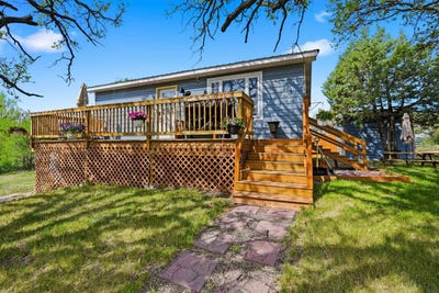 /international/us/300-8th-avenue-belle-fourche-sd-110108225842/