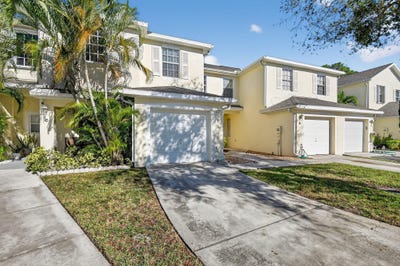 /international/us/224-foxtail-drive-greenacres-fl-110106456282/