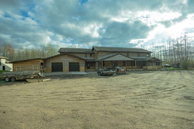 /international/us/24687-anchor-inn-road-webster-wi-110107889551/