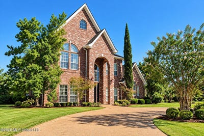 /international/us/1600-river-oaks-drive-greenwood-ok-110120578359/