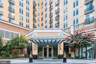 /international/us/155-potomac-passage-national-harbor-md-110108385986/