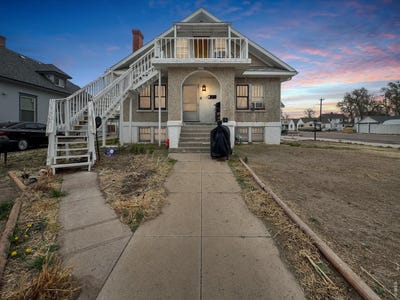 /international/us/602-broadway-st-sterling-co-110107035459/