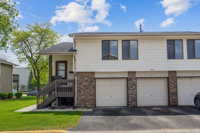 /international/us/7557-bristol-lane-hanover-park-il-110109053093/