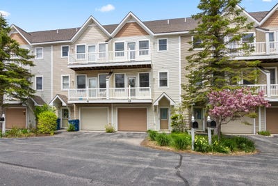 /international/us/86-spinnaker-drive-manistee-mi-110107890939/