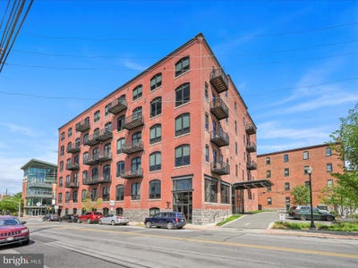 /international/us/41-w-lemon-street-lancaster-pa-110100677286/