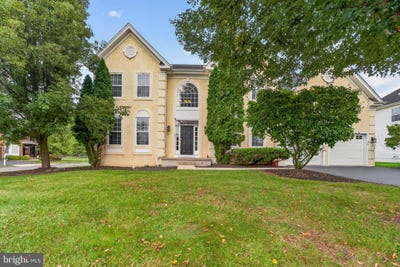 /international/us/81-crestview-drive-clinton-nj-110110338041/