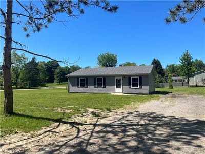 /international/us/2655-pine-ridge-road-ashtabula-oh-110108585430/