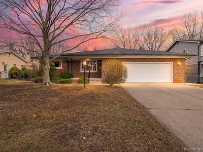 /international/us/25748-curie-avenue-warren-mi-110106736092/