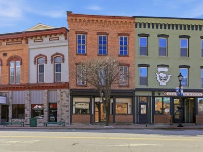 /international/us/825-canton-st-troy-pa-110106931241/