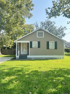 /international/us/24141-baist-st-plaquemine-la-110119967303/
