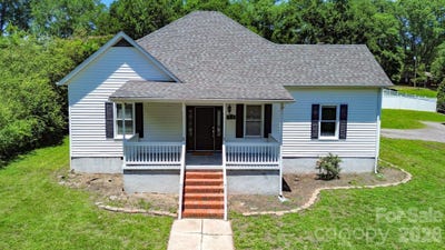 /international/us/638-w-main-extension-lincolnton-nc-110108588960/