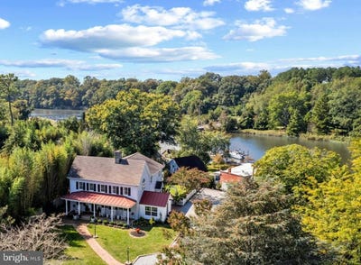 /international/us/119-watson-rd-centreville-md-110107390153/