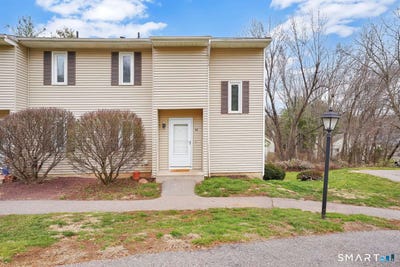 /international/us/92-spring-lane-suffield-ct-110107517442/