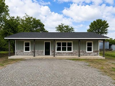 /international/us/211-manning-avenue-caddo-ok-110108813190/