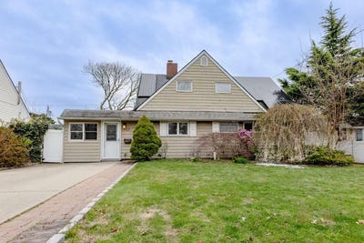 /international/us/17-arcadia-lane-hicksville-ny-110099103462/?lang=en