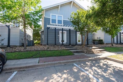 /international/us/1725-s-harvey-mitchell-pkway-college-station-tx-110104545662/