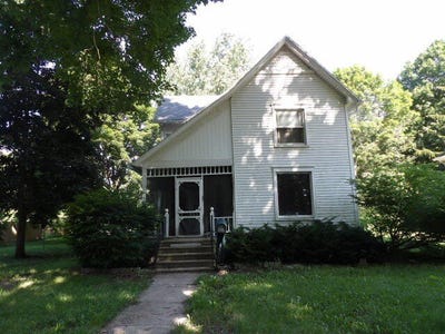 /international/us/209-e-high-street-union-city-mi-110100808986/