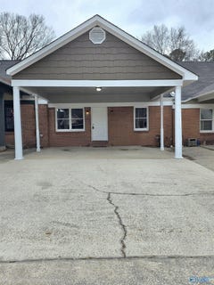 /international/us/407-pine-street-hartselle-al-110106297211/