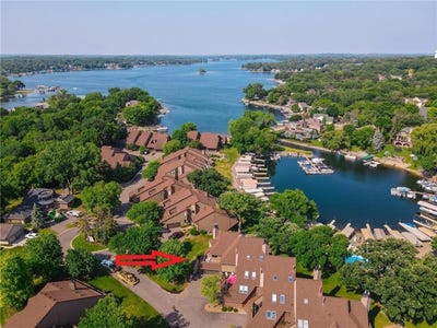 /international/us/6568-harborview-circle-ne-prior-lake-mn-110107084602/