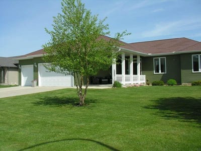 /international/us/1913-ne-13th-avenue-austin-mn-110107716250/