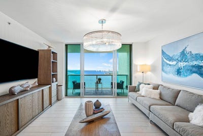 /international/us/2650-lake-shore-drive-riviera-beach-fl-110101449009/