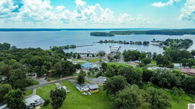 /international/us/10-captain-lane-gilbertsville-ky-110108709946/