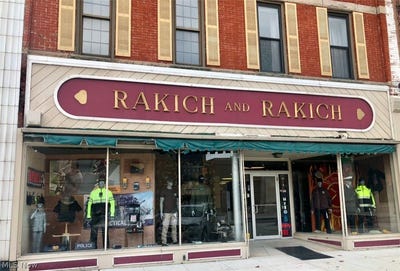/international/us/506-broadway-lorain-oh-110106375246/