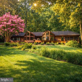 /international/us/11286-spyglass-cove-lane-reston-va-110107929623/