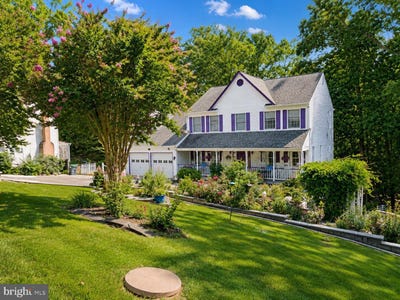 /international/us/216-stern-cove-stafford-va-110108384368/