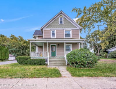 /international/us/401-cooper-street-taylor-pa-110120557599/