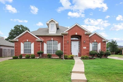 /international/us/216-forest-lane-murphy-tx-110100999943/?lang=en