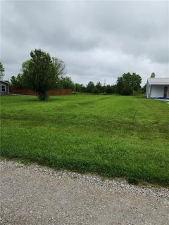 /international/us/25-silver-fox-trail-linn-valley-ks-110100156711/