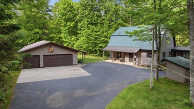 /international/us/14754-n-mccomb-lake-lane-mountain-wi-110108665063/