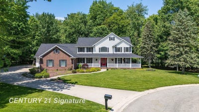 /international/us/8201-moll-lane-freeland-mi-110108415483/
