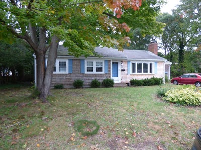 /international/us/20-kent-lane-hyannis-ma-110120577833/